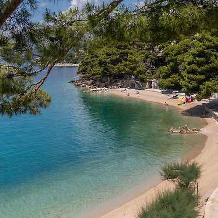 Apartments By The Sea Brela, Makarska - 18356 Zewnętrze zdjęcie