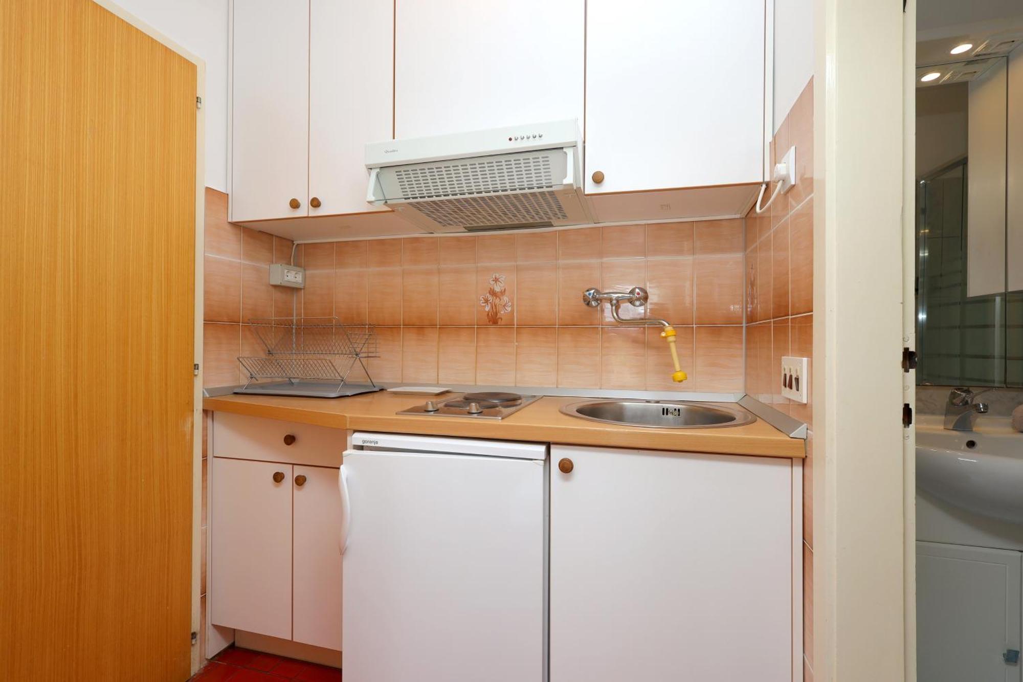 Apartments By The Sea Brela, Makarska - 18356 Zewnętrze zdjęcie