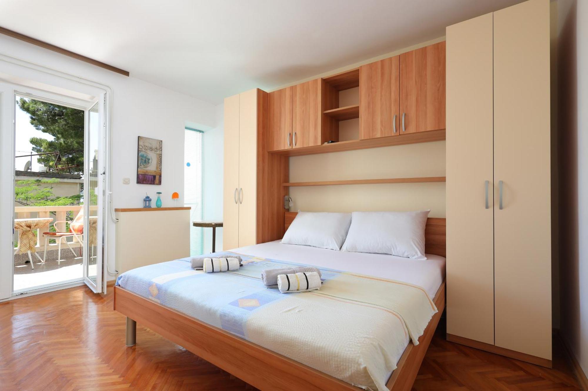 Apartments By The Sea Brela, Makarska - 18356 Zewnętrze zdjęcie