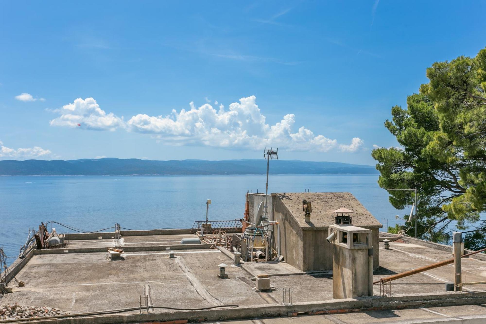 Apartments By The Sea Brela, Makarska - 18356 Zewnętrze zdjęcie