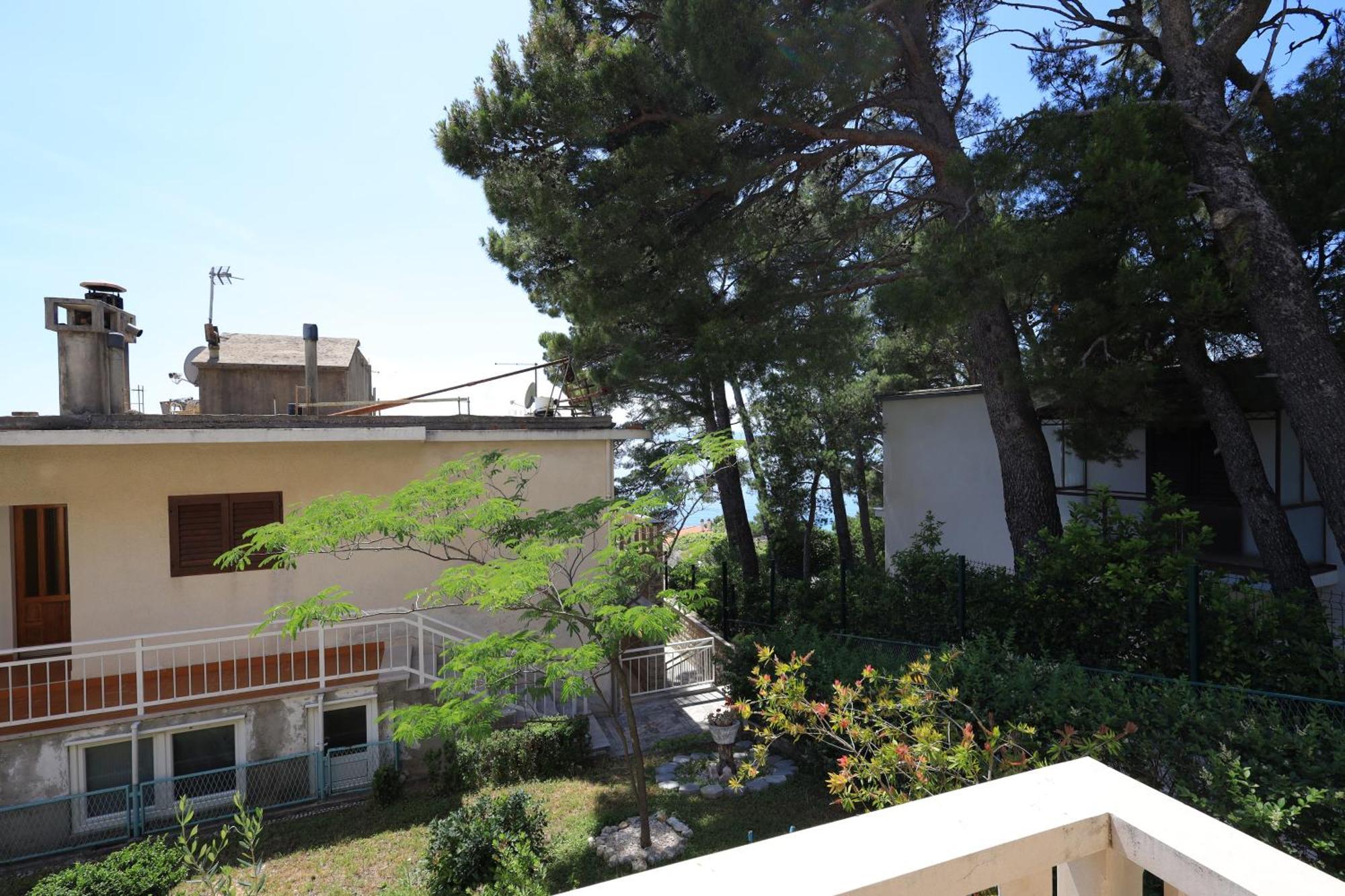 Apartments By The Sea Brela, Makarska - 18356 Zewnętrze zdjęcie