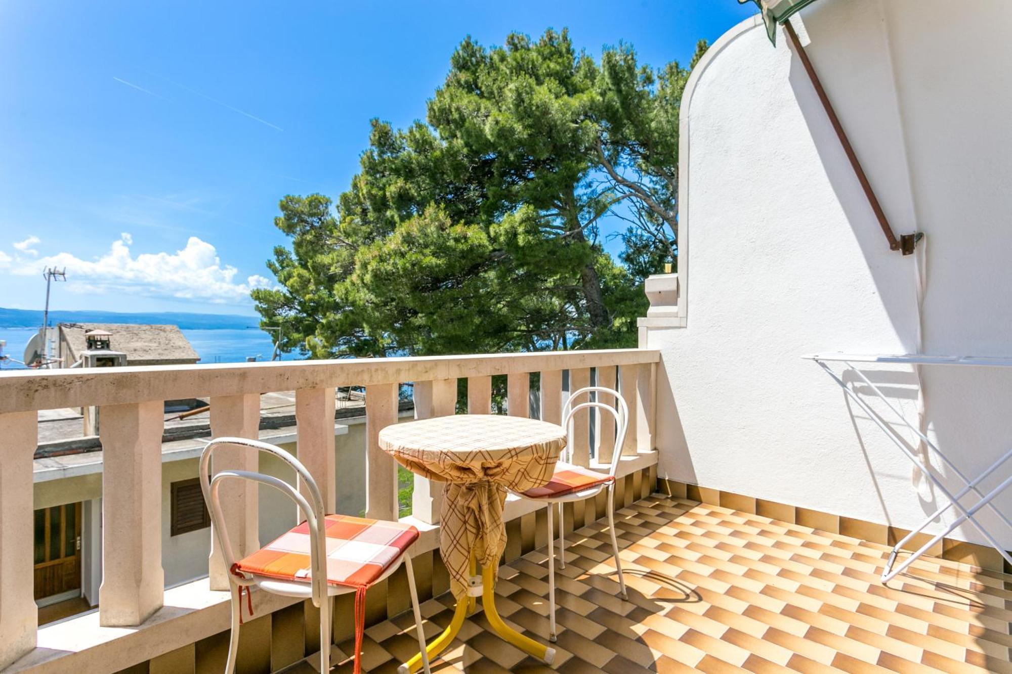 Apartments By The Sea Brela, Makarska - 18356 Zewnętrze zdjęcie