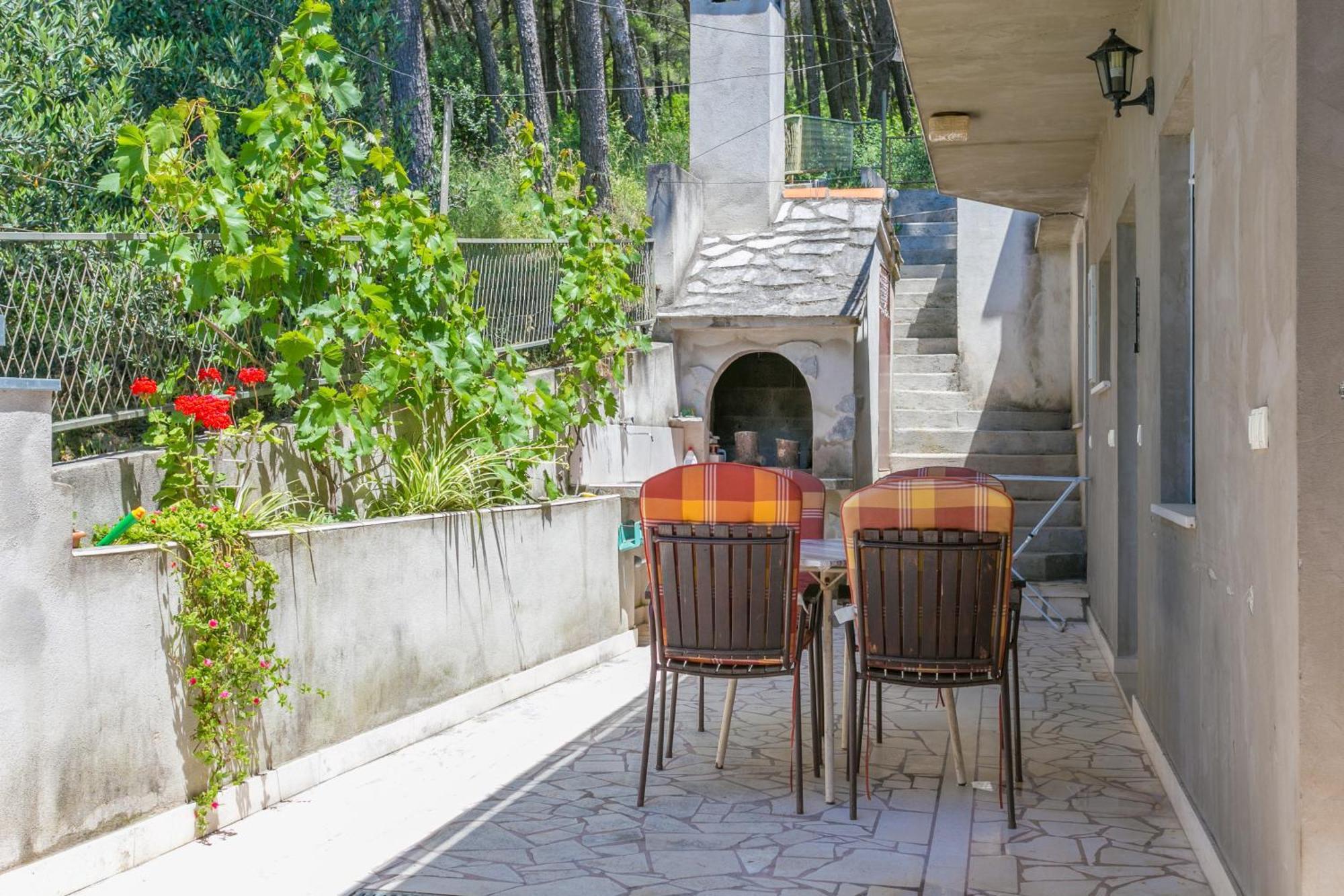 Apartments By The Sea Brela, Makarska - 18356 Zewnętrze zdjęcie